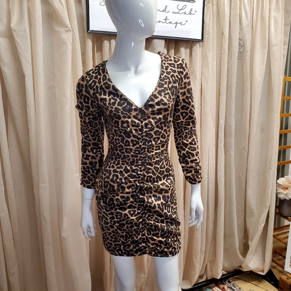 Zara Animal print mini dress - Picture 1 of 8